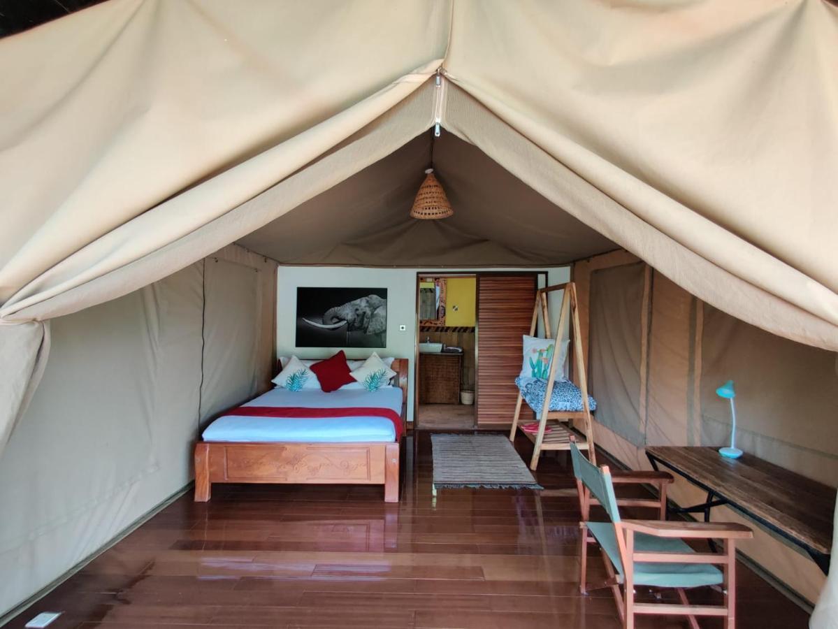 Oldonyo Orok Lodge Kajiado Exterior foto