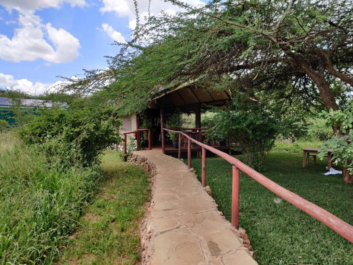 Oldonyo Orok Lodge Kajiado Exterior foto