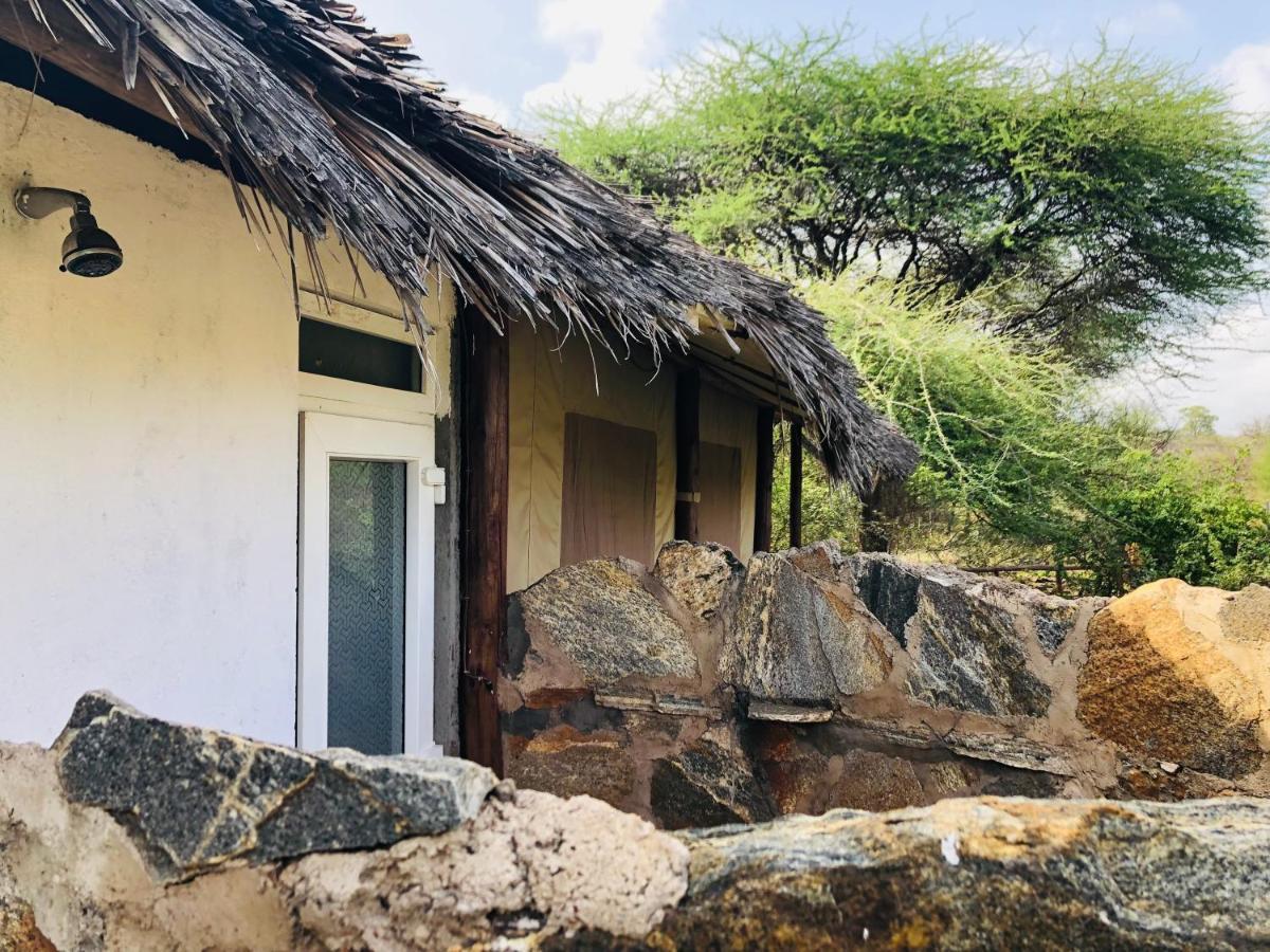 Oldonyo Orok Lodge Kajiado Exterior foto