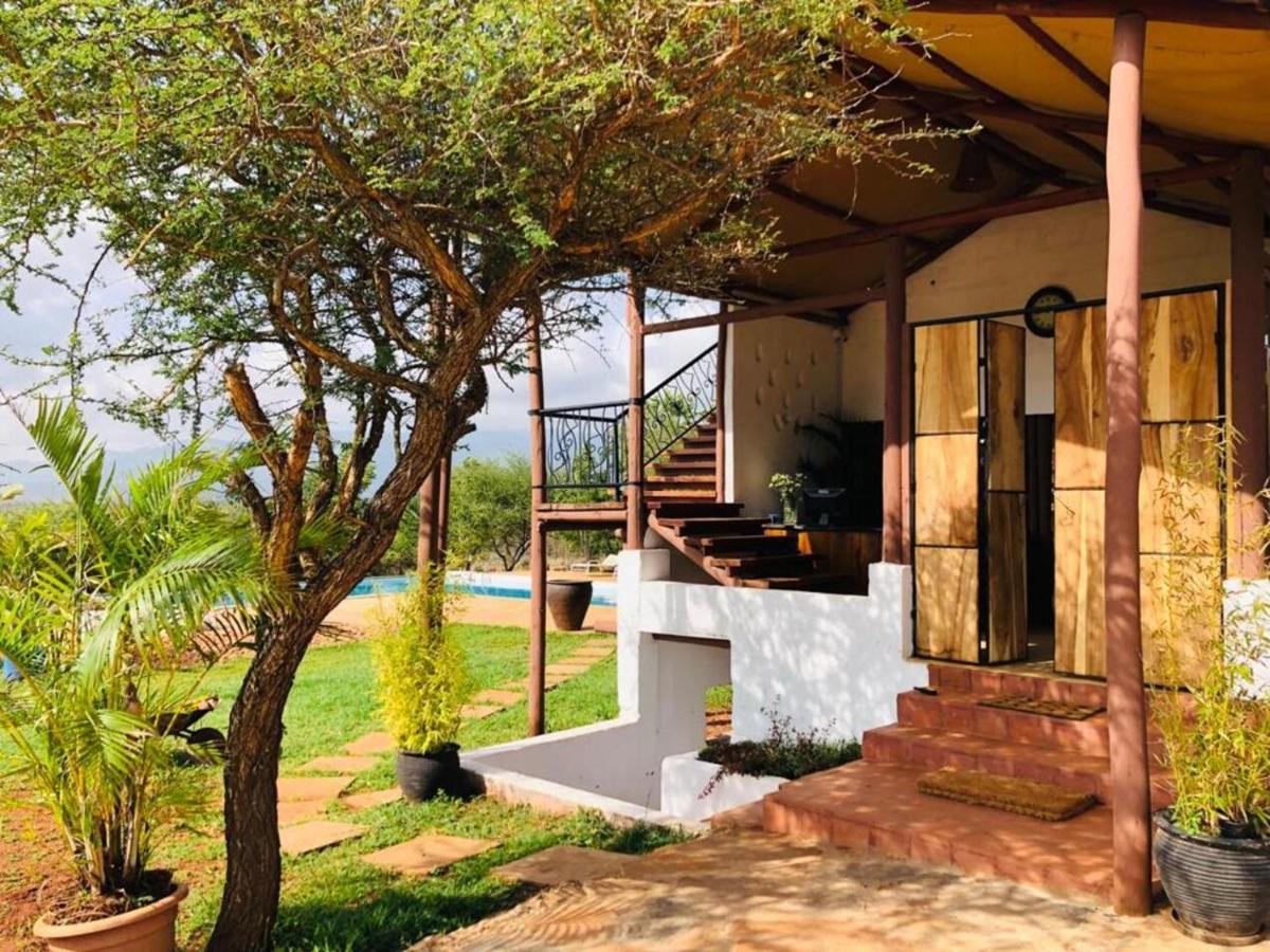 Oldonyo Orok Lodge Kajiado Exterior foto